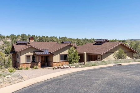 Why Hiring A Roofing Contractor Is The Right Choice